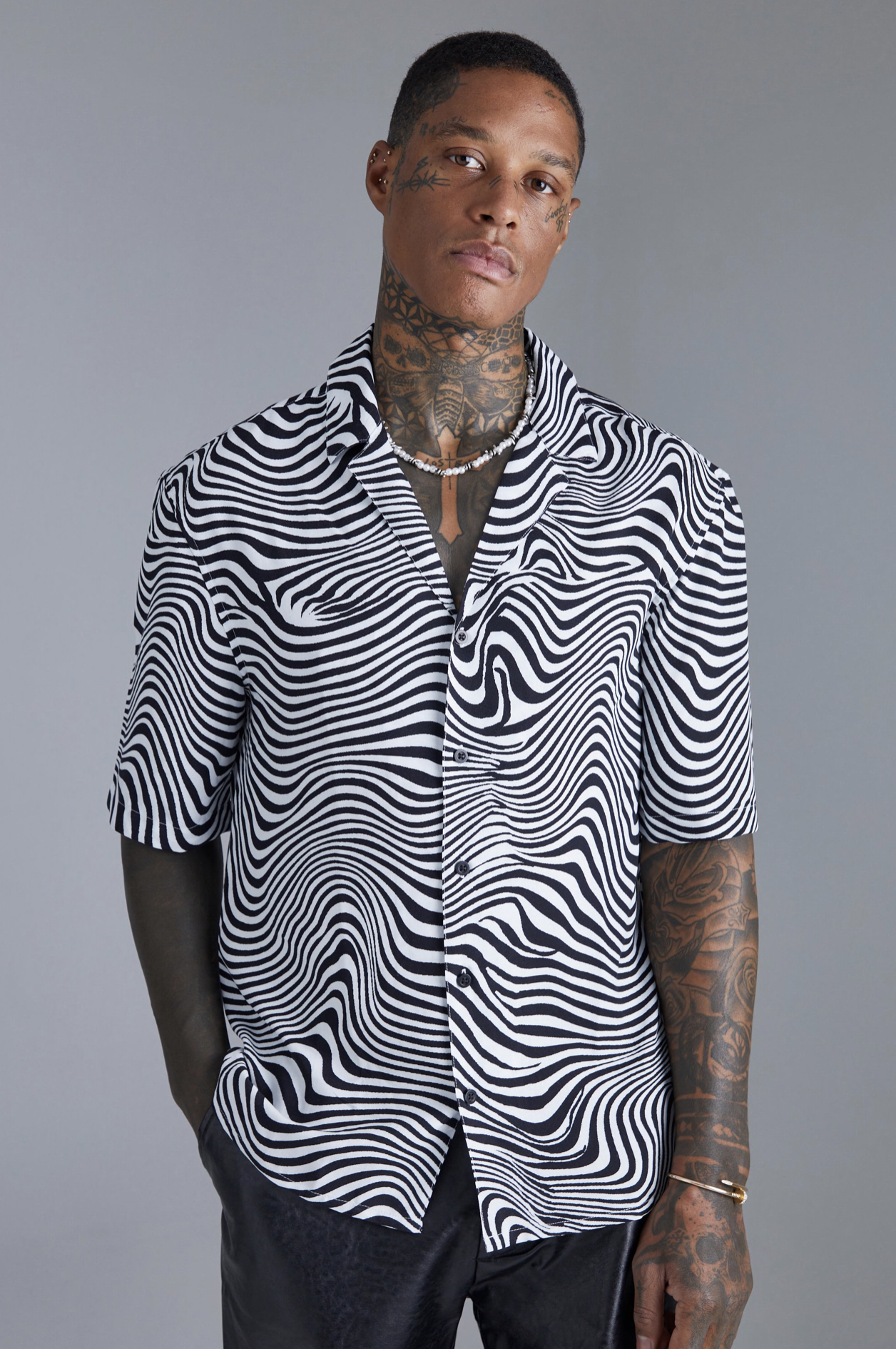 Brian Psychedelic Wave Print Shirt