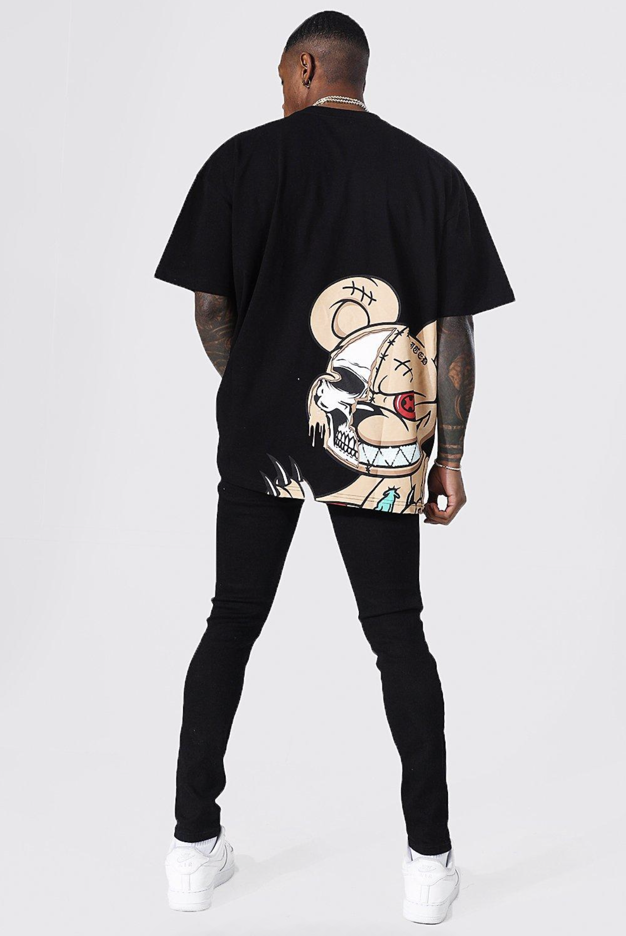 Teddy Print Graphic Tee in Black - Image 2