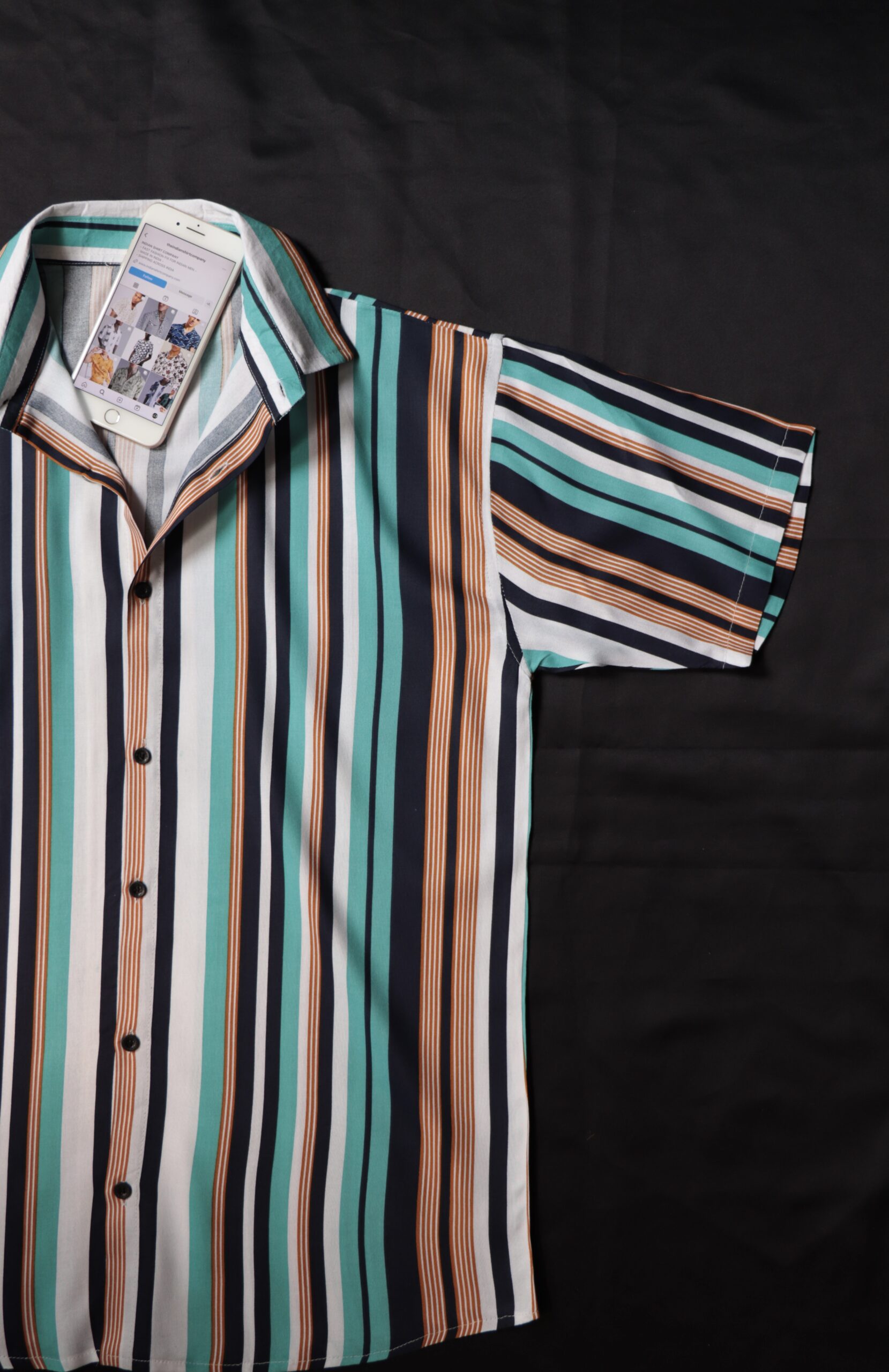 Stripes Print Muscle Shirt