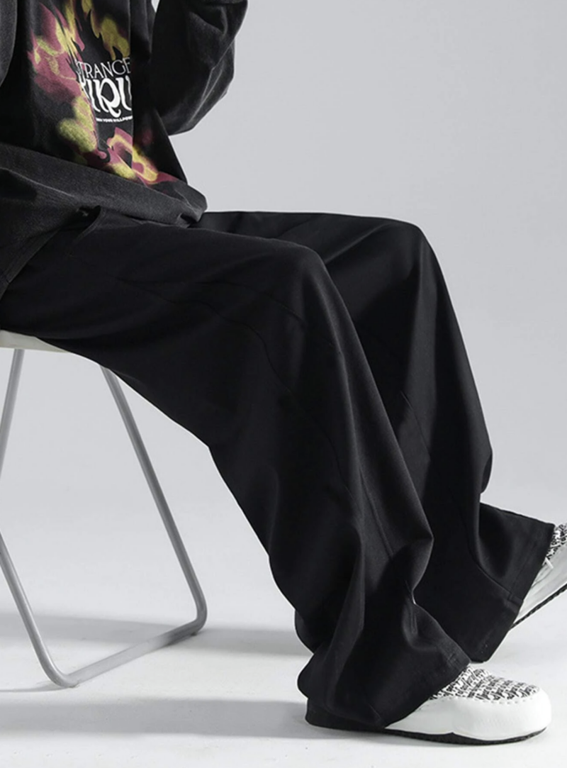 Jerqo Black Oversized Cargo Pants - Image 4