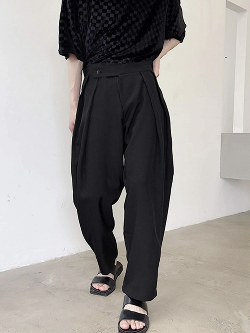 Howard Black Pleated Trousers