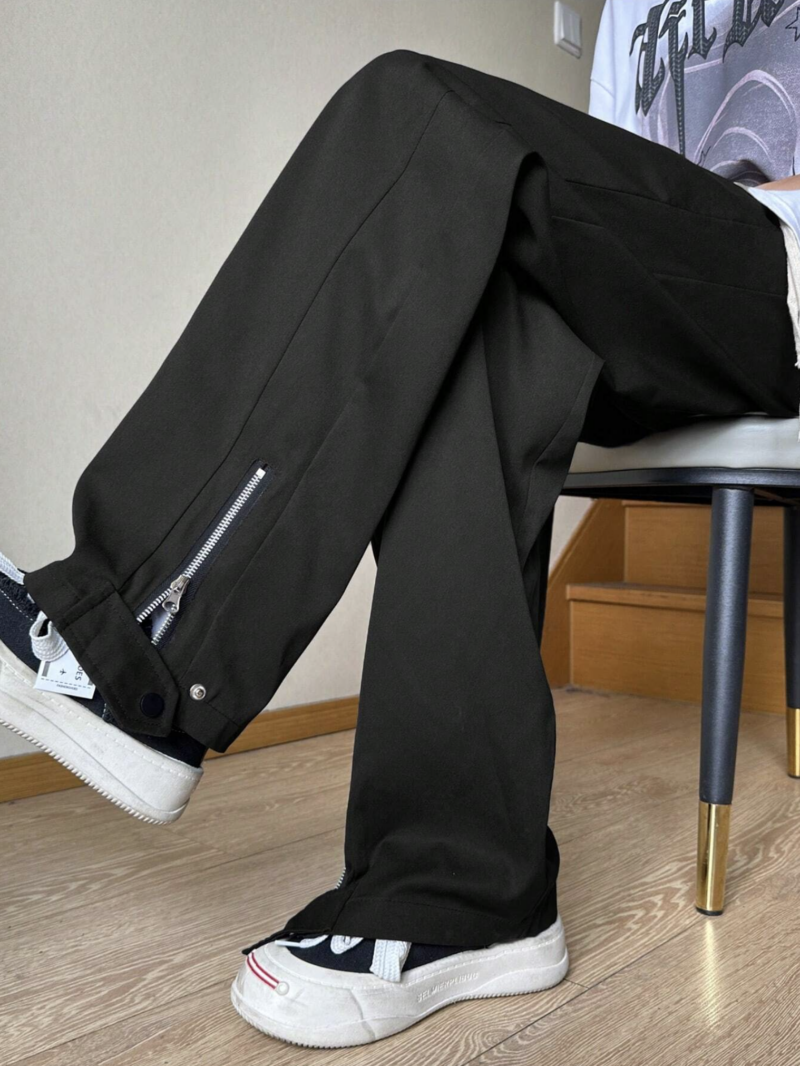 Vicky Black Zipper Oversized Cargo Pants - Image 4