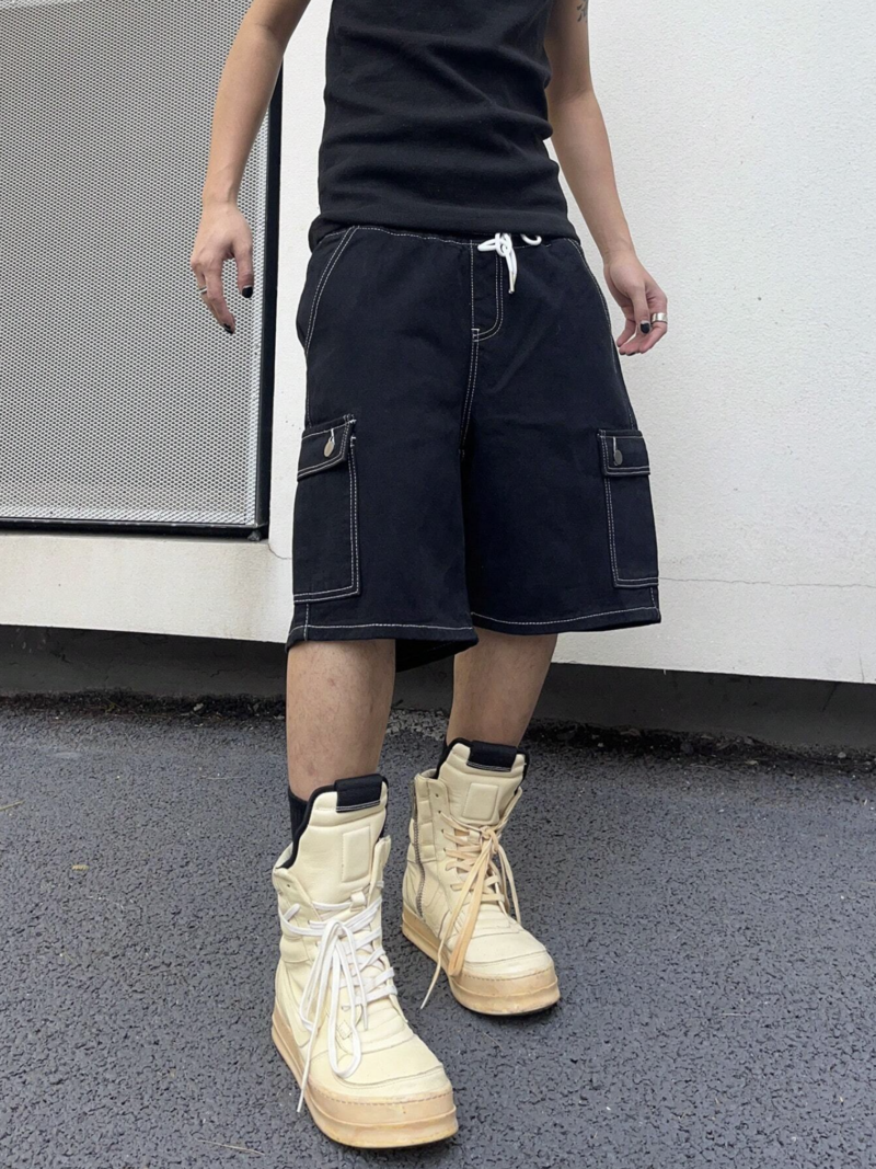 Albert Black Contrast Stitch Cargo Shorts - Image 3