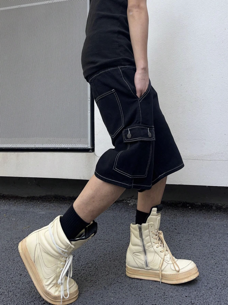 Albert Black Contrast Stitch Cargo Shorts - Image 5