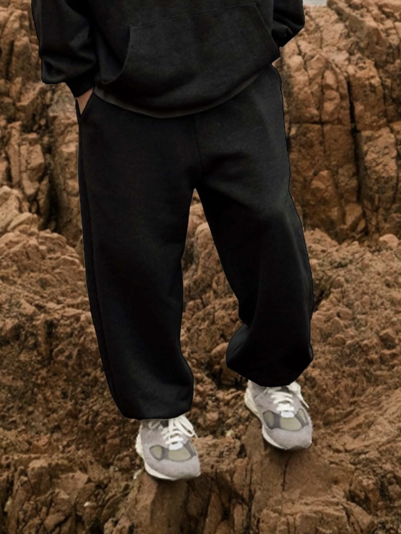 Blake Black Oversized Drawstring Cargo Jogger - Image 3