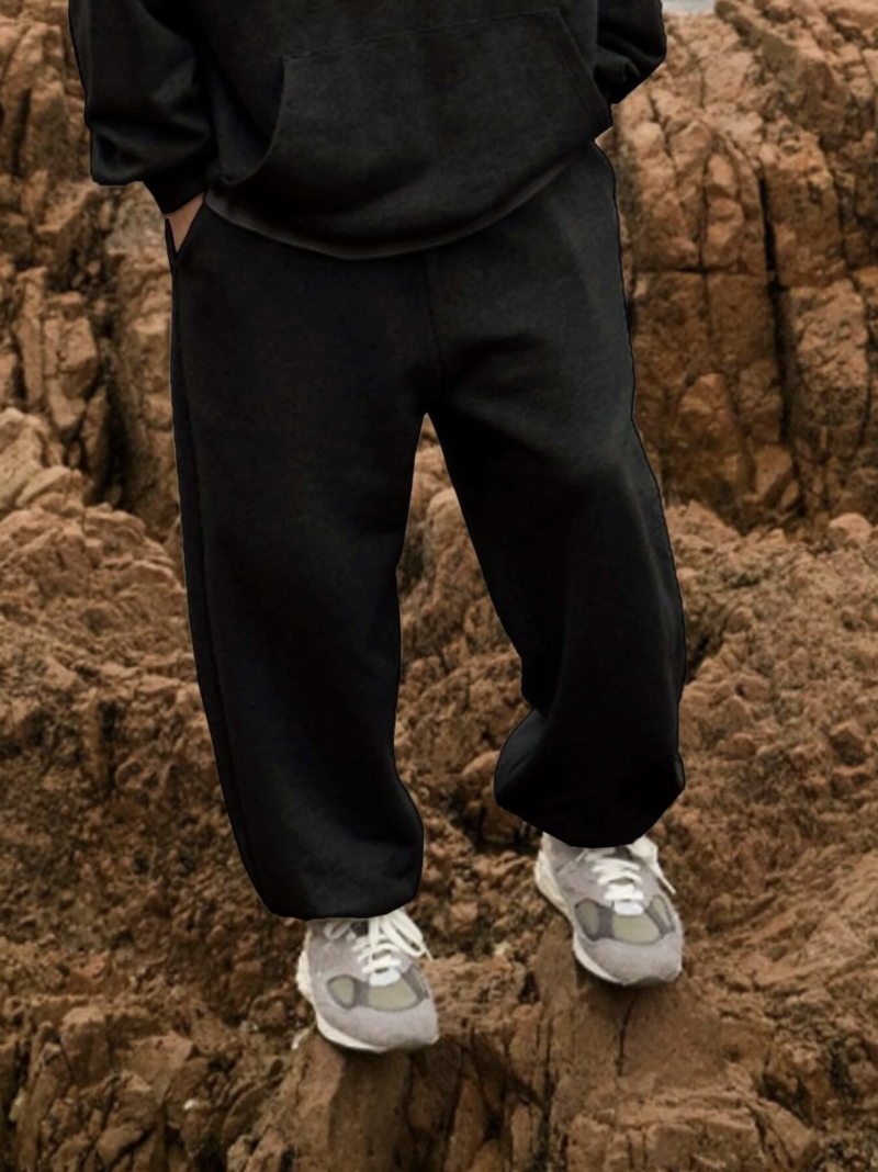 Blake Black Oversized Drawstring Cargo Jogger - Image 5