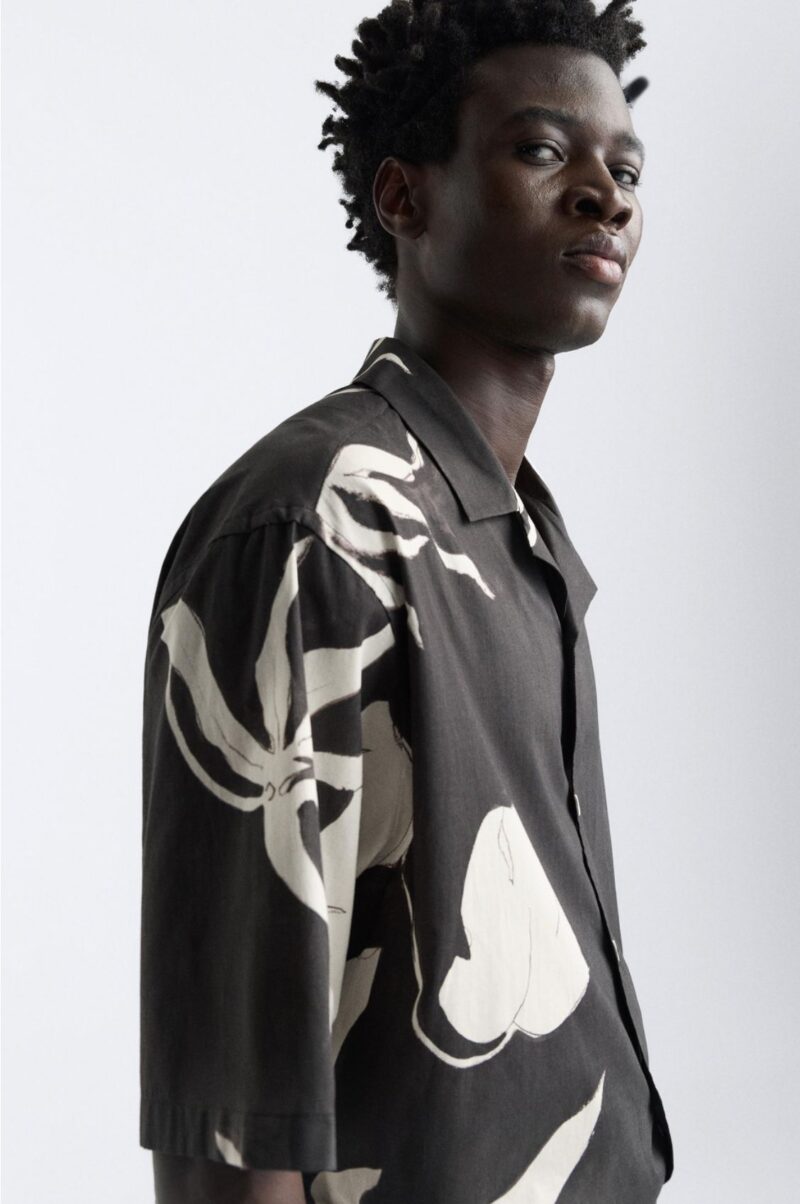 Donald Black Floral Relaxed Fit Shirt - Image 3