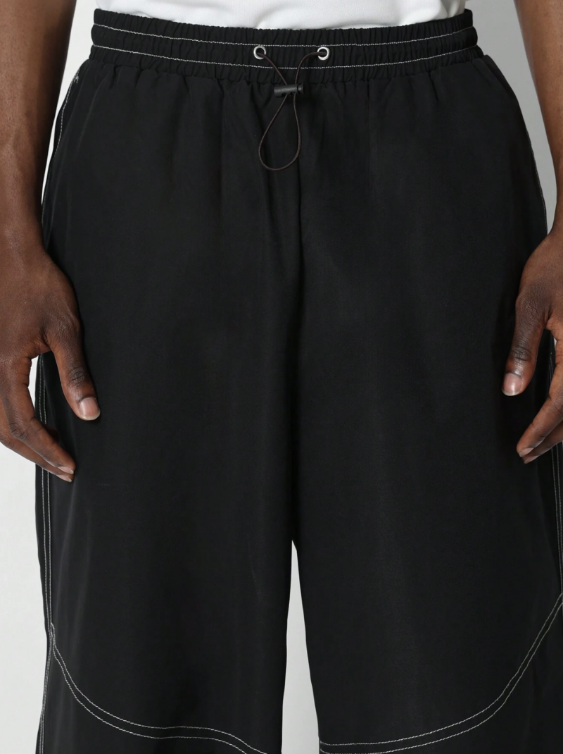Lewis Black Contrast Stitch Relaxed Fit Cargo Pants - Image 4